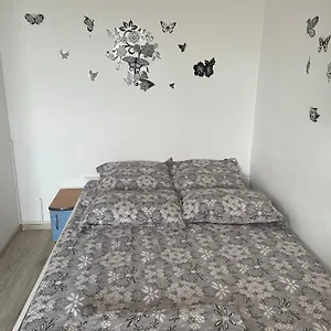 Ianis Bucureşti